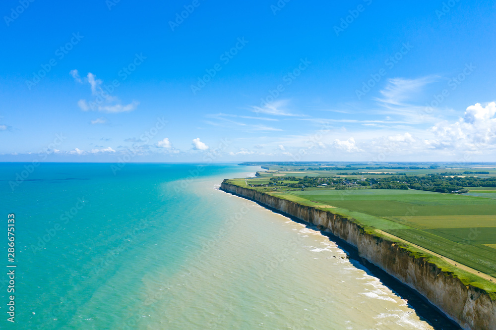 Les falaises de la côte d'albâtre en Normandie
