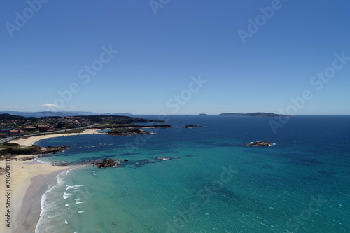 Fototapeta Naklejka Na Ścianę i Meble -  Image of the beach of La Lanzada, Galicia.