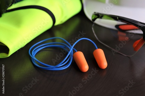 Bild auf Leinwand An earplug is a device that is meant to be inserted into the ear canal to protect the user’s ears from loud noises or the intrusion of water, foreign bodies, dust or excessive wind