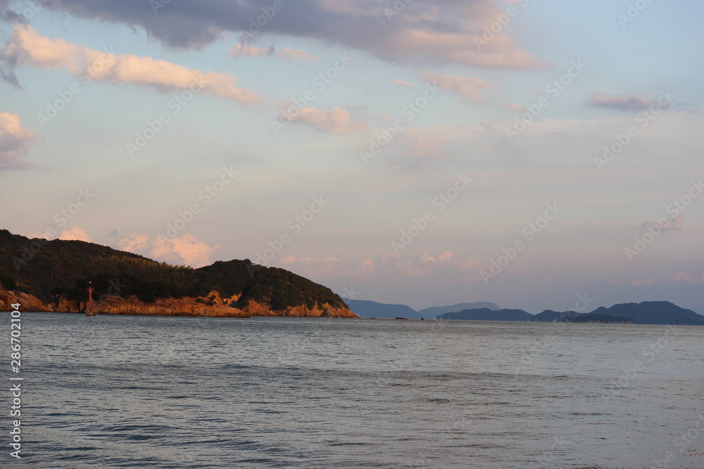 海 海