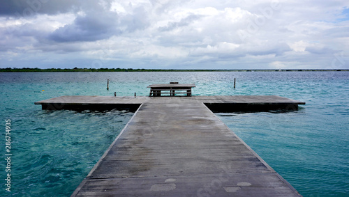 muelle mar caribe