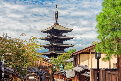 Pagoda - Kyoto