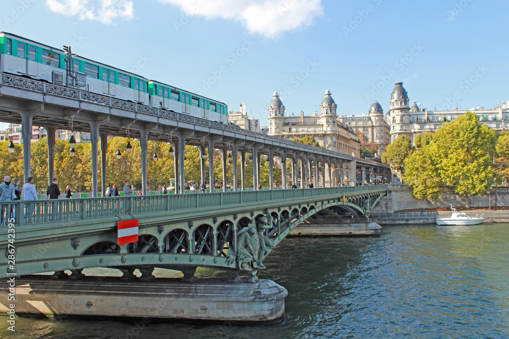 Paris, le pont de Birakheim 