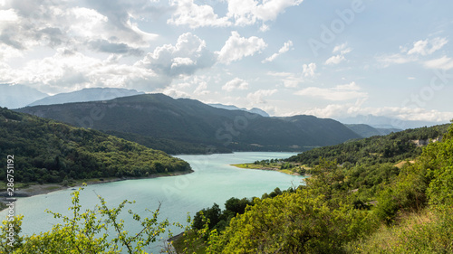 Lac du Monteynard.