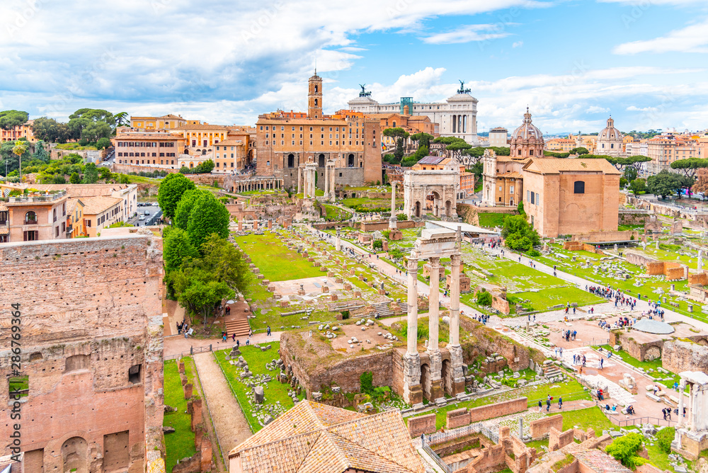 Roman Forum, Latin Forum Romanum, most important cenre in ancient Rome, Italy