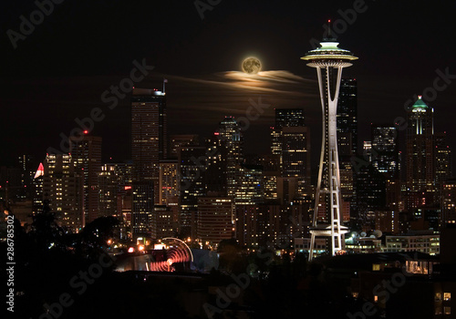 Seattle Moonrise