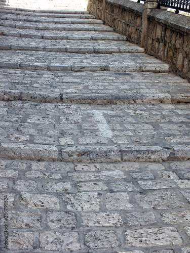 Escalera en Alcalá del Júcar © franciscojose