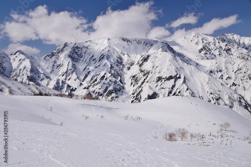 Back countey skiing/snowboarding in Hakuba valley, Nagano © sada