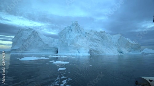 Wallpaper Mural Lockdown: Ice Floating in the Cold Waters of Greenland Disko Bay Torontodigital.ca