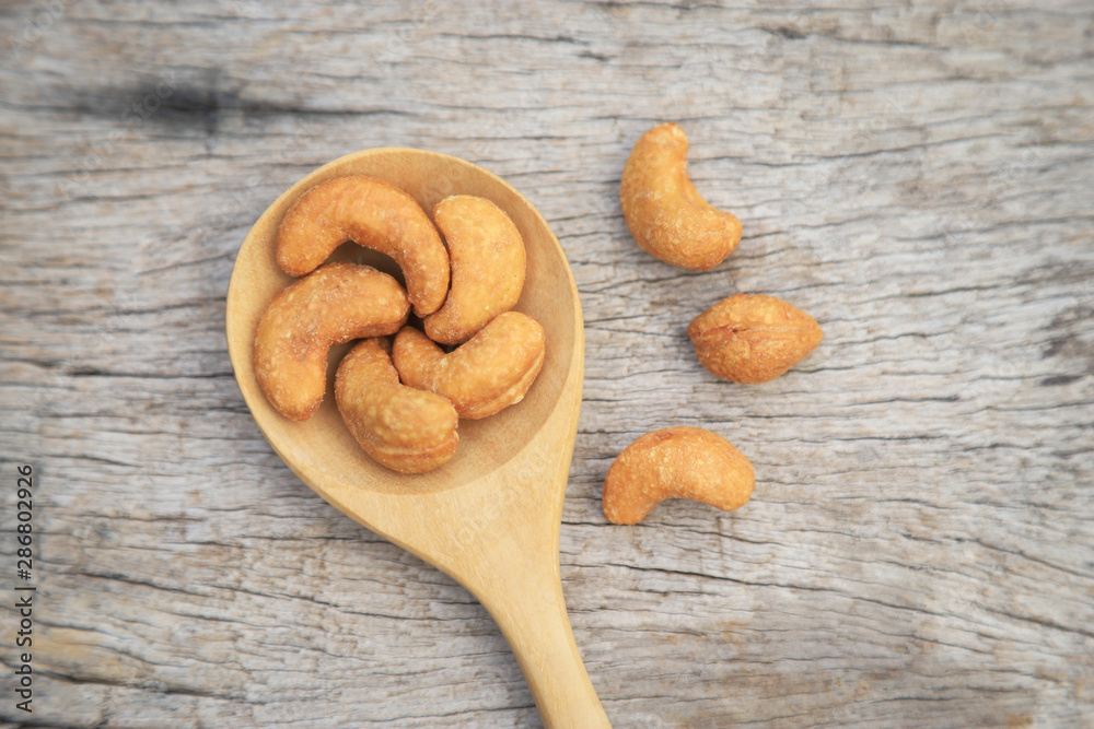 Fototapeta premium Baked cashew nut for healthy eating in free time 