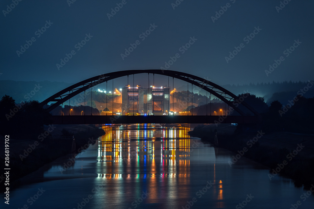 Fototapeta premium Schiffshebewerk Lüneburg Scharnebeck