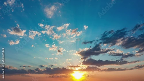 4K Time Lapse Clouds and Sunset