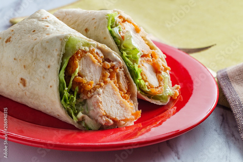 Naklejka Crispy Chicken Caesar Wrap