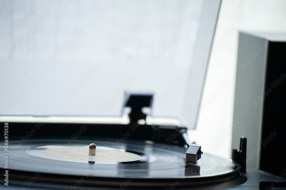 レコードで音楽鑑賞 レコードで音楽鑑賞
