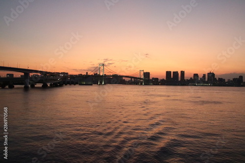 東京湾の夕日