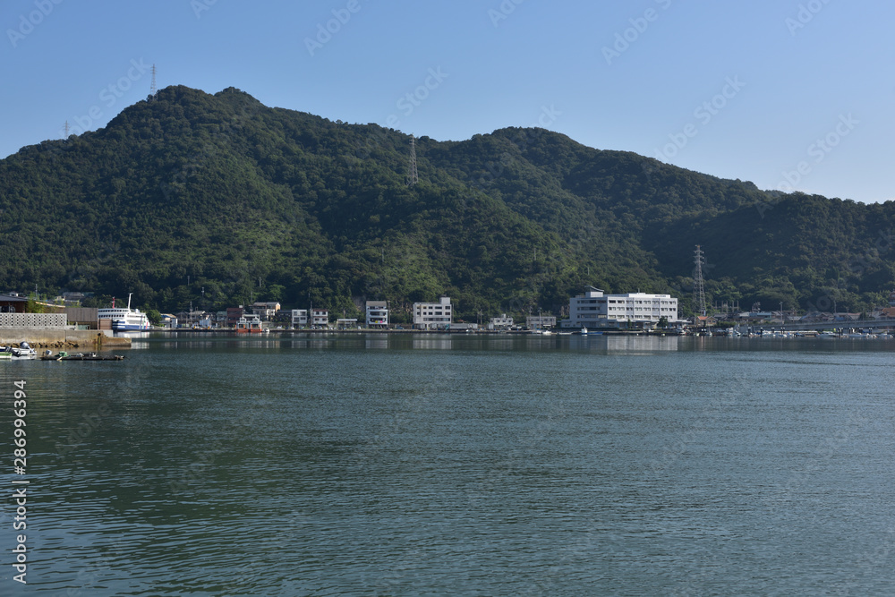 日本の岡山県備前市日生町の美しい海