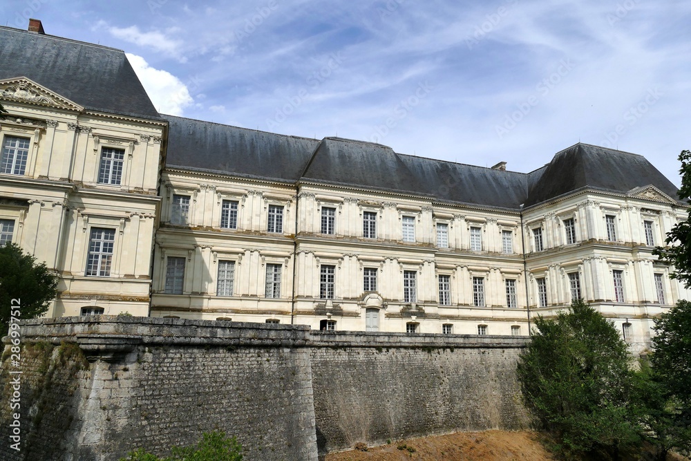 Vue de la façade arrière de l’aile Gaston d’Orléans du château royal de Blois, Loir-et-Cher, France