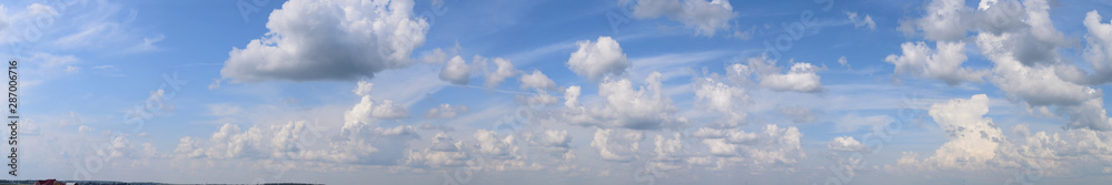 Obraz premium Photo of the cloudy sky. Horizon, moisture-bearing and vapor-forming atmospheric phenomenon, panoramic image.