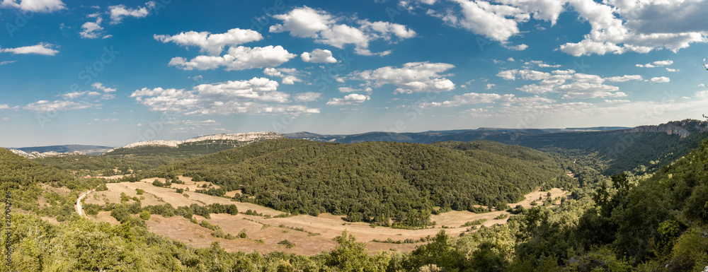 Panorámica del valle de Manzanedo provincia de Burgos en España