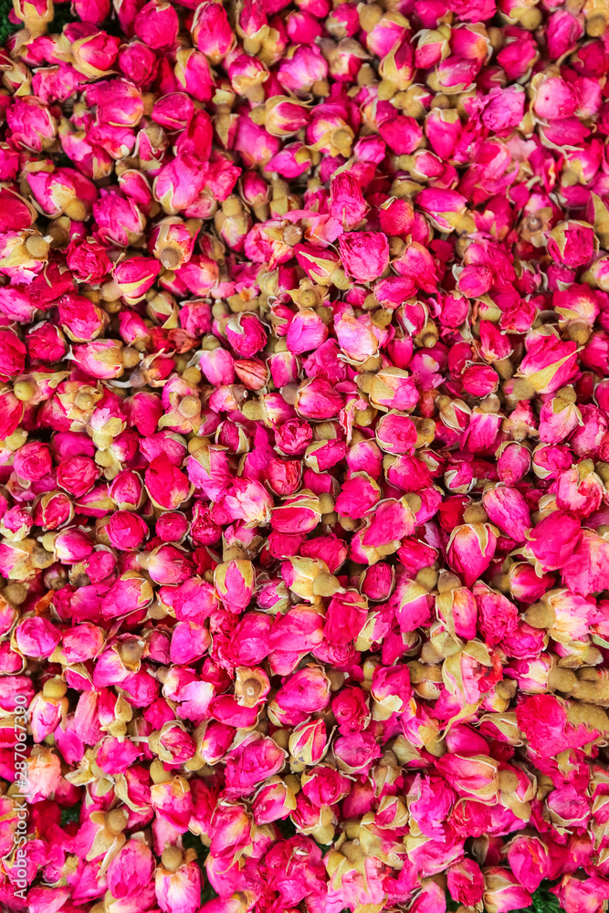 Dried rose buds for cosmetics, food, medicine and perfume