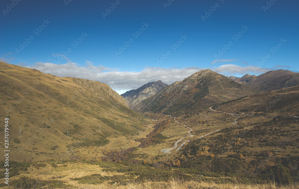 Fototapeta premium Green mountains