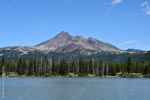 Broken Top volcano from Sparks Lake near Sisters, Oregon.