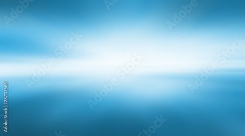 Smooth light blue gradient background / Soft blue radial gradient effect wallpaper