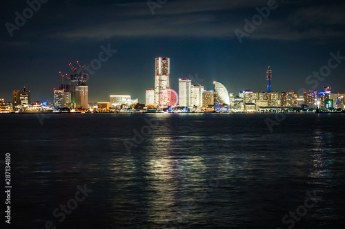 横浜みなとみらいの夜景（全館ライトアップ時）