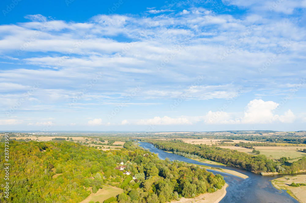 Rive droite de la Loire au bec d'Allier, la Loire et l'Allier se rejoignent à Nevers