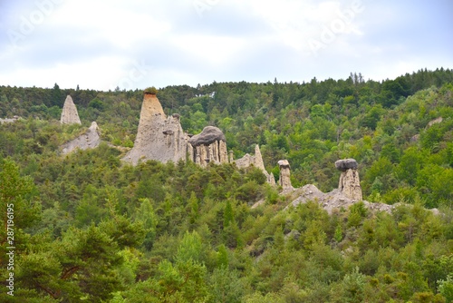 Les demoiselles coiffées de Pontis (Hautes-Alpes) photo