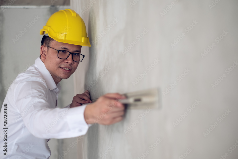 Entrepreneur had work himself because problem with constructor has no labour in site for working Entrepreneur had work himself because problem with constructor has no labour in site for working