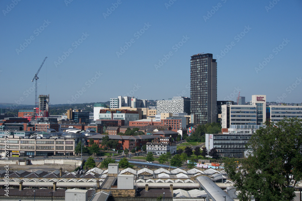 Obraz premium Sheffield City Centre View in Summer