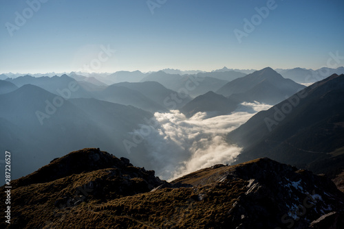 gipfelblick wandern ups daniel tirol österreich hiking