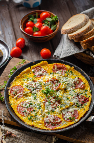 Omelette with salami and blue cheese