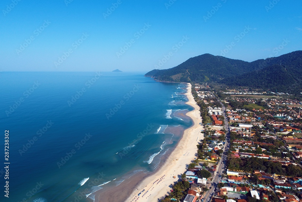 Fototapeta premium Aerial view of Maresias and Pauba Beaches, Sao Sebastiao, North Coast of Sao Paulo, Brazil. Vacation Travel. Travel destination. Tropical scenery. Great landscape