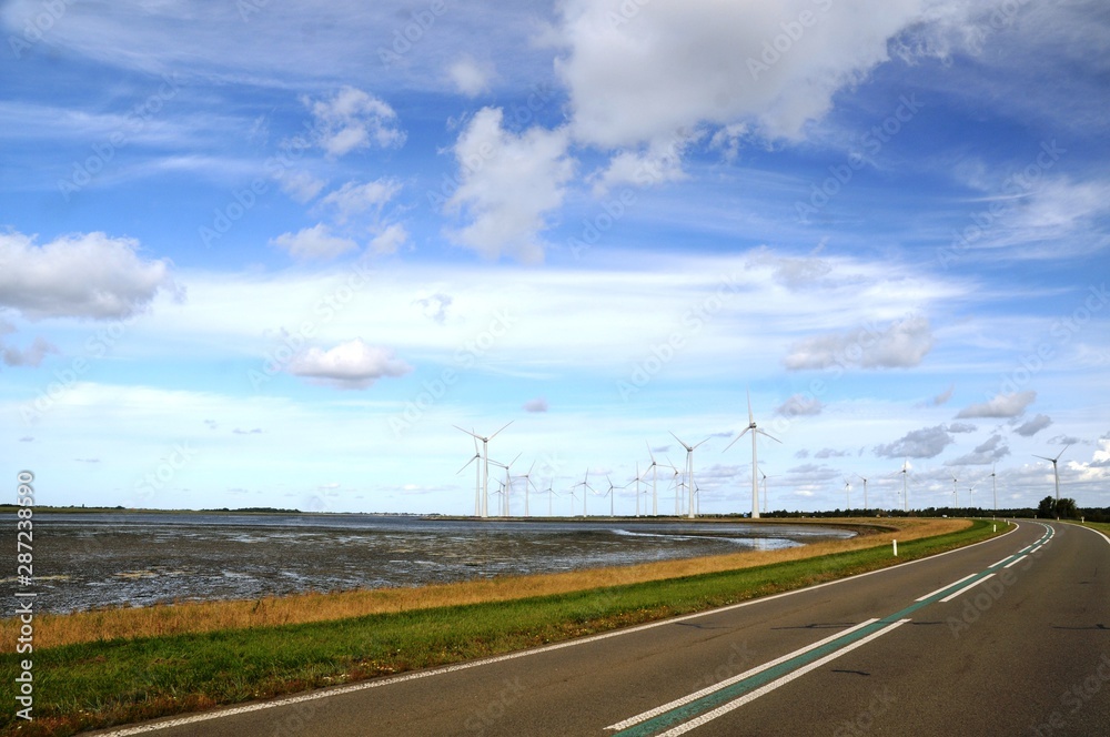 Estuaire de l’Escaut – Parc à éoliennes (Zélande- Pays-Bas) Estuaire de l’Escaut – Parc à éoliennes (Zélande- Pays-Bas)