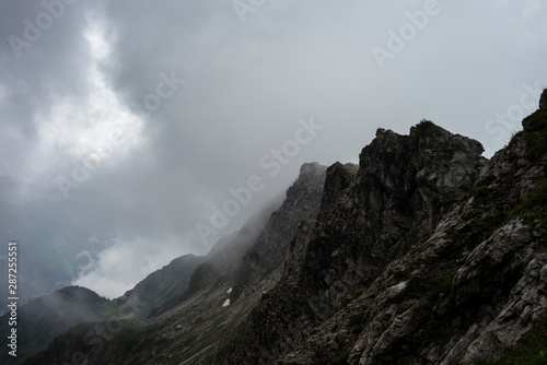 großer Daumen Allgäu Alpen Nebel Fels Gebirge Wandern Wanderung Hike Hiking Outdoor