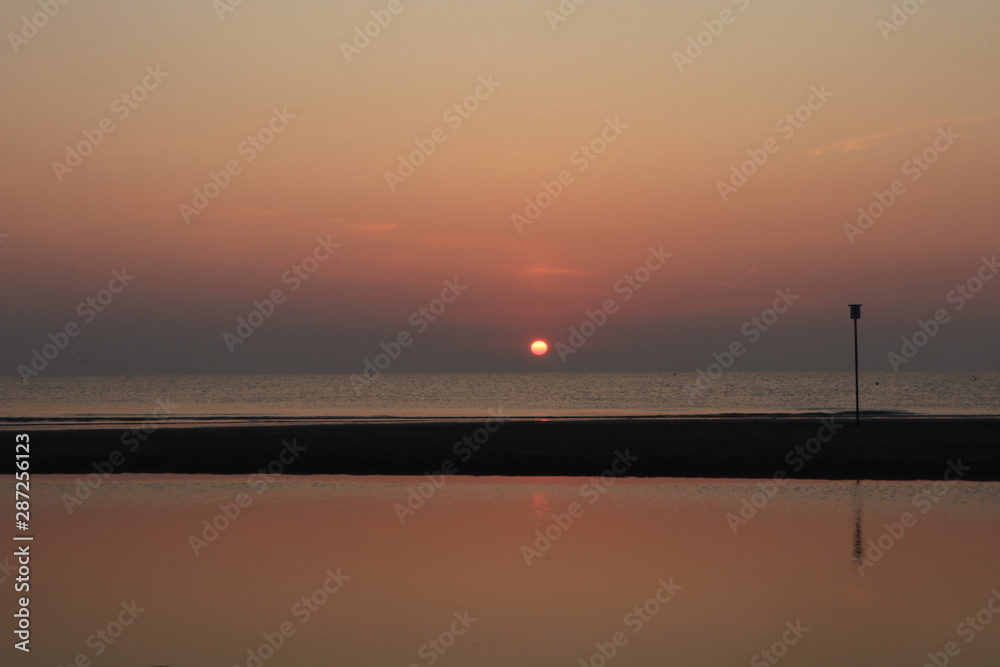 Fototapeta premium sunset on the sea