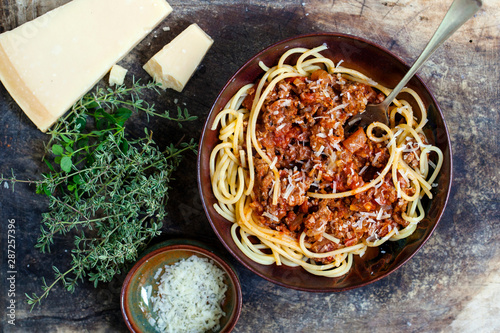 Spaghetti bolognese photo