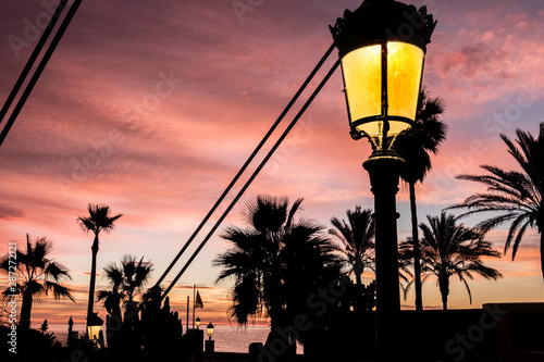 Farola atardecer