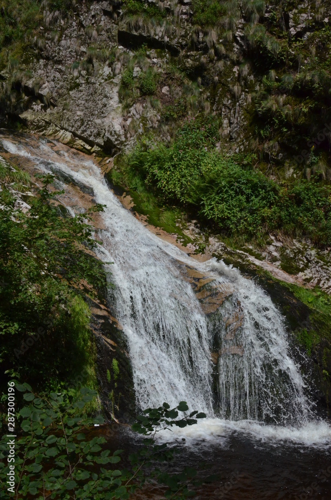 Cascate Cascate