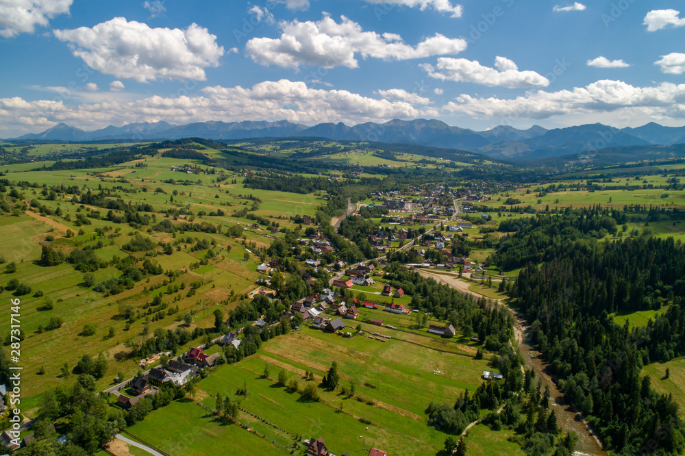 Chochołów z Lotu Ptaka - Tatry Chochołów z Lotu Ptaka - Tatry