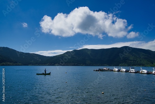 芦ノ湖 湖 船 釣