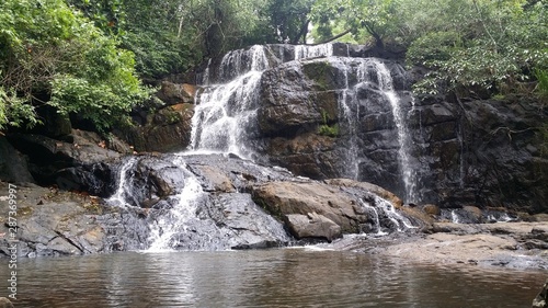 Fototapeta Naklejka Na Ścianę i Meble -  Water fall Sri Lanka