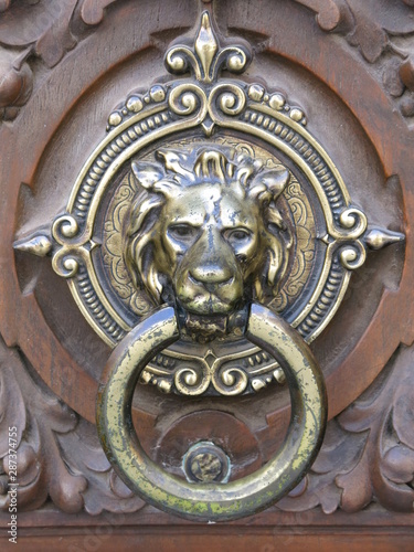 llamador de puerta león 2 de bronce en españa europa