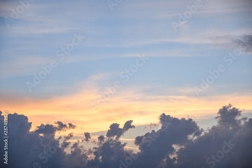  Beautiful cloudy sky with sun rays. Cloudy abstract background. Sunset light.