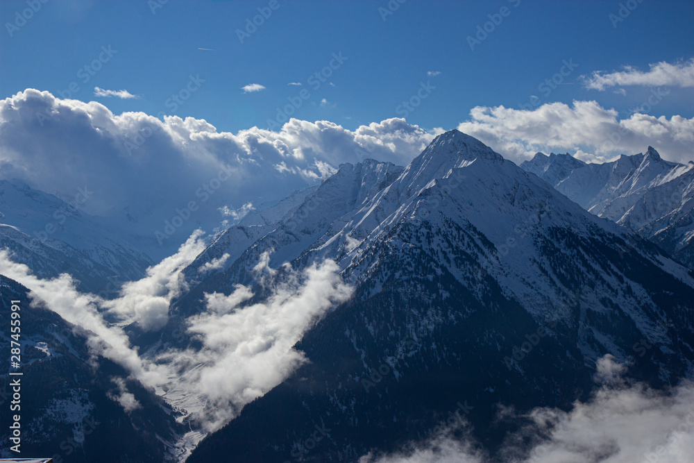 Fototapeta premium view of Mayrhofen ski resort, Austrian Alps