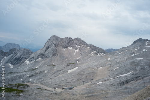 Zugspitze Gletscher Bergblick wanderung wandern hiking outdoor alpen