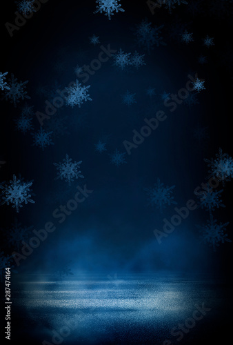 Empty dark, winter scene wi...