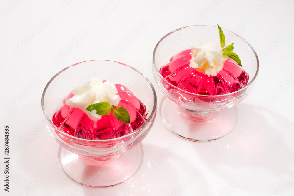 フルーツゼリー Red and beautiful fruit jelly フルーツゼリー Red and beautiful fruit jelly